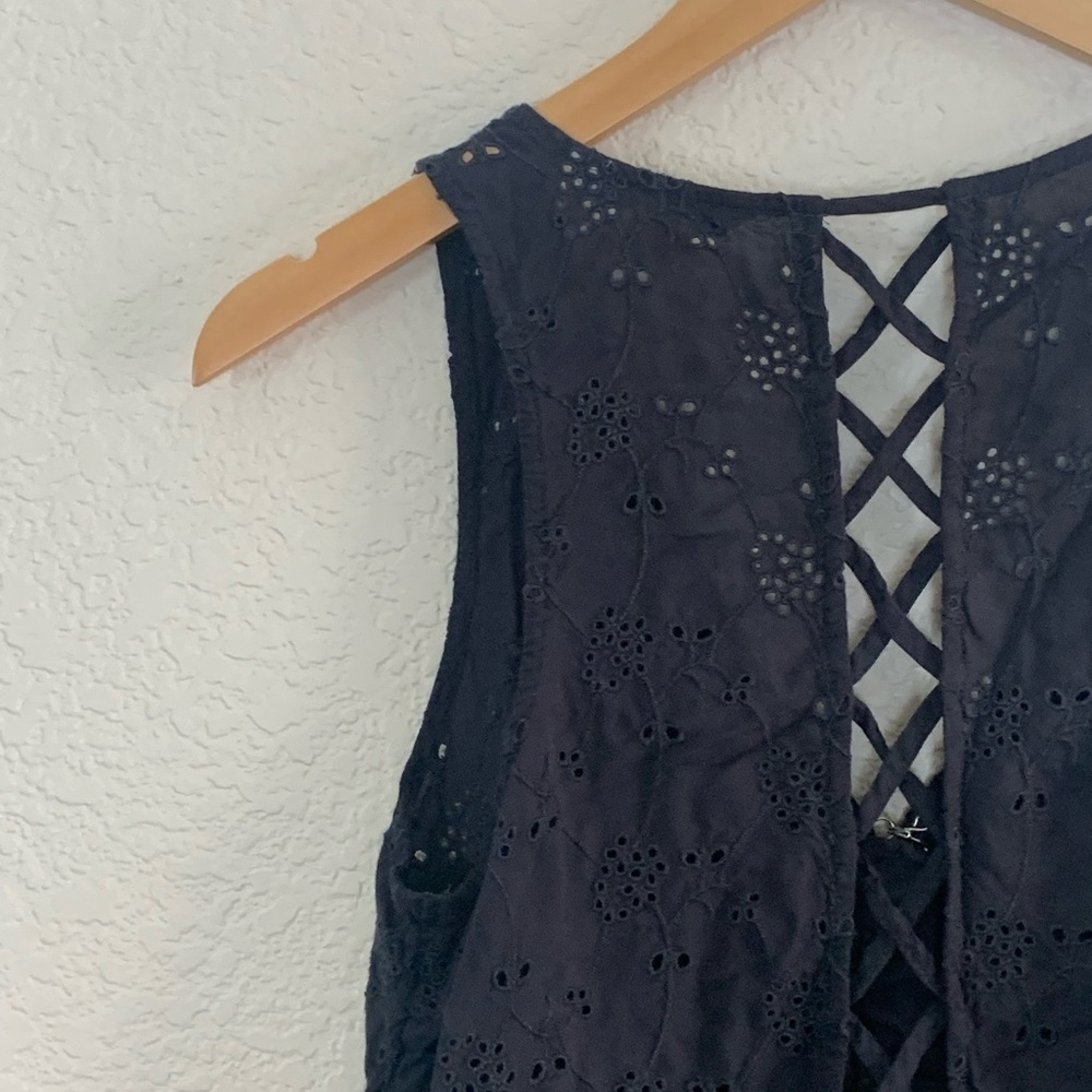 American Eagle | Navy boho eyelet lace loose tank top blouse size extra … - Picture 7 of 8